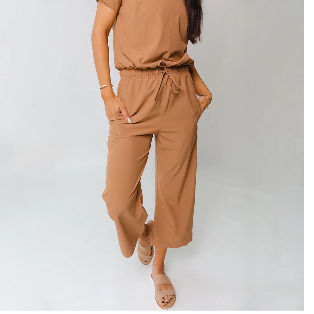 Like new Albion fit wide leg jumpsuit medium tall